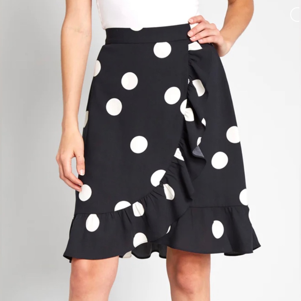ModCloth Polkadot Skirt (Size 10)